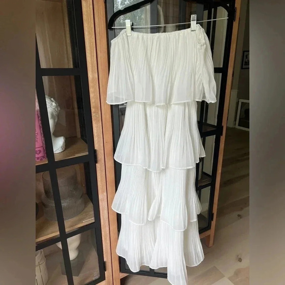 Lulus Gala Ready Off Shoulder Ruffle Midi Dress pleated bridal tiered engagement - Picture 2 of 9